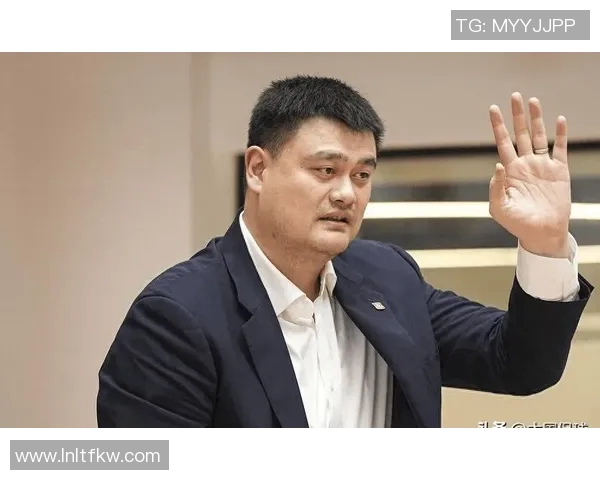 姚明父亲退役引发篮球界热议传奇球员的光辉岁月将如何延续 姚明父亲退役引发篮球界热议传奇球员的光辉岁月将如何延续