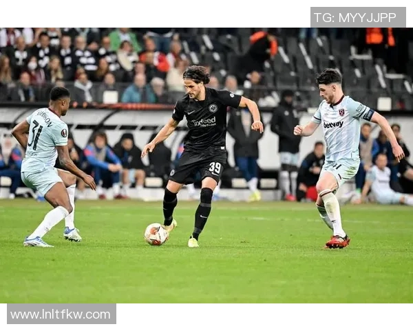 法兰克福大调整后攀升,连胜助力德甲排名大战成功 法兰克福大调整后攀升,连胜助力德甲排名大战成功