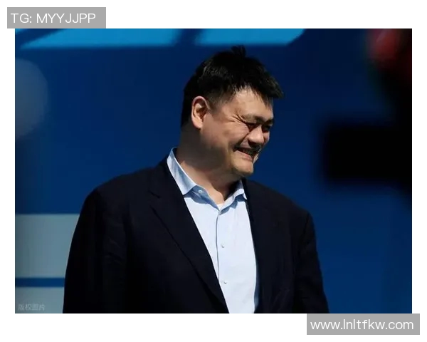 辛巴特姚明:从篮球巨星到商业领袖的传奇人生与影响力探讨